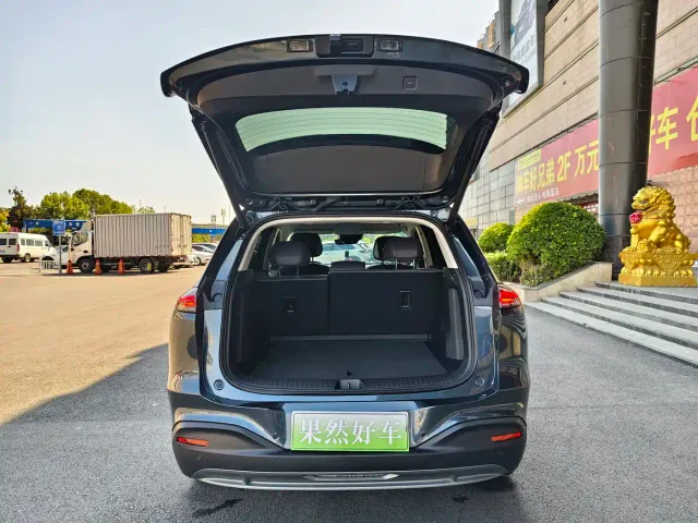 Buick Zhijing E7 — Фото автомобиля 17