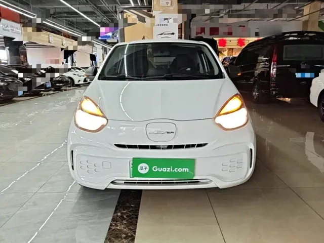 Roewe Clever — Фото автомобиля 2