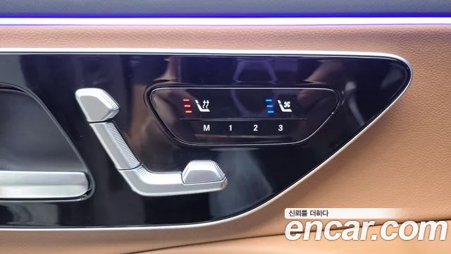 Mercedes-Benz E-Class — Фото автомобиля 30
