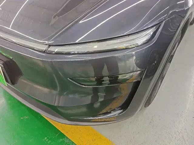 Tesla Model Y — Фото автомобиля 23