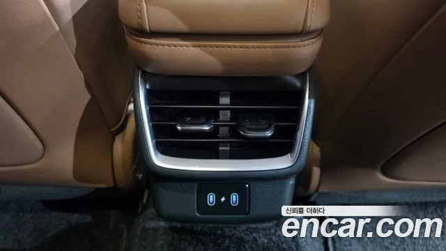 Hyundai Grandeur GN7 — Фото автомобиля 27