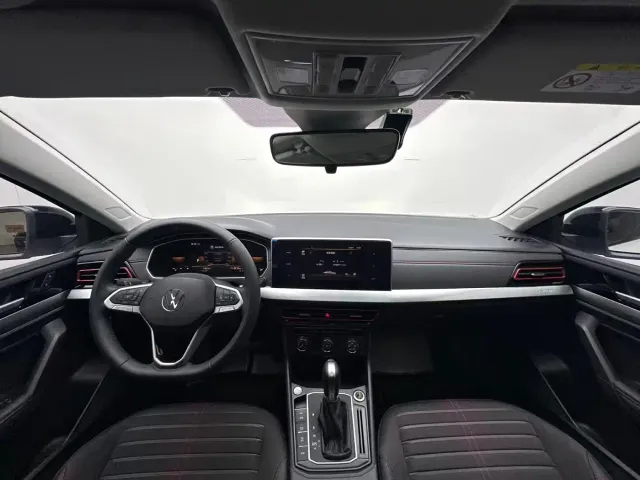 Volkswagen Lavida — Фото автомобиля 4