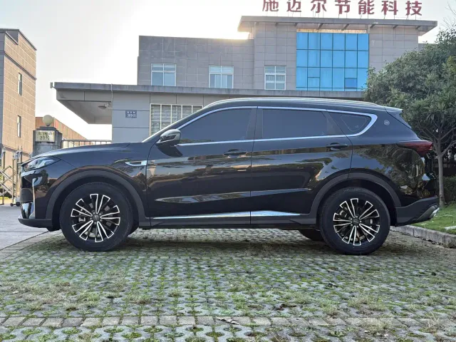Jetour X70 Plus — Фото автомобиля 10