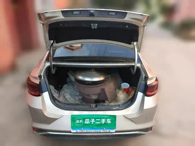 Geely Emgrand L — Фото автомобиля 15