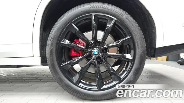 BMW X4 xDrive20i M Sport Pro Special Edition — Фото автомобиля 21