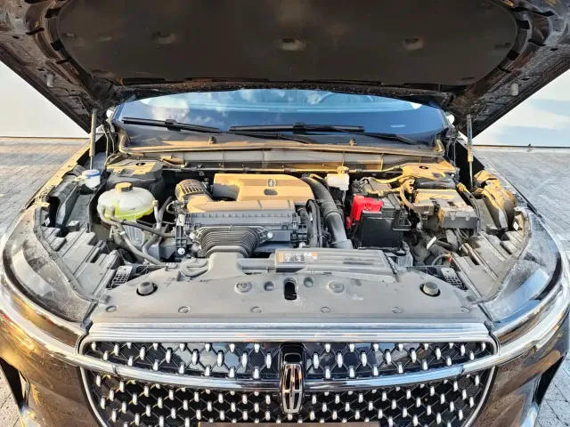 Lincoln Nautilus 2025 2.0T FWD Launch Edition — Фото автомобиля 7