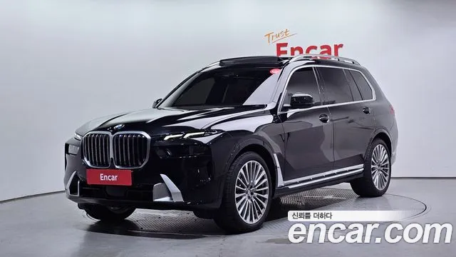 Фотография автомобиля — BMW X7 G07