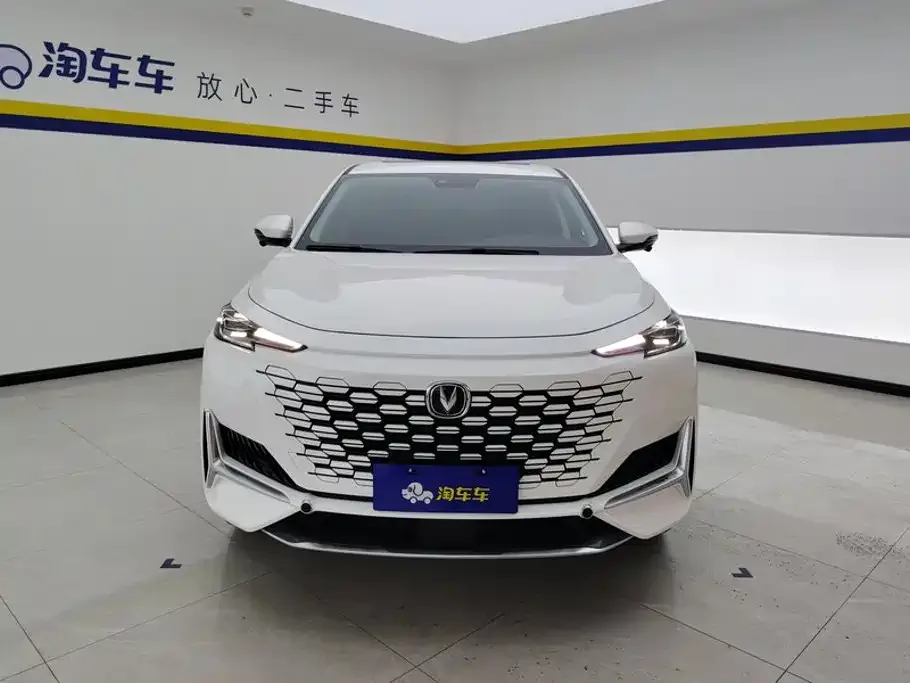 Changan Changan UNI-K 2021 2.0T Excellence — Фото автомобиля 2