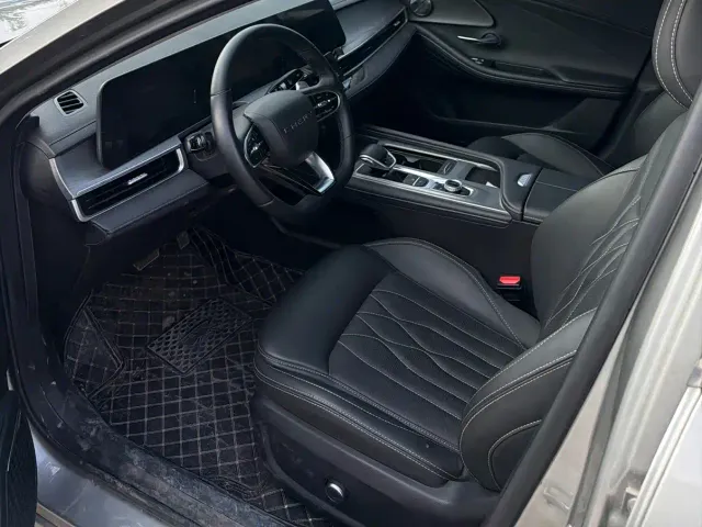 Chery Arrizo 8 — Фото автомобиля 4