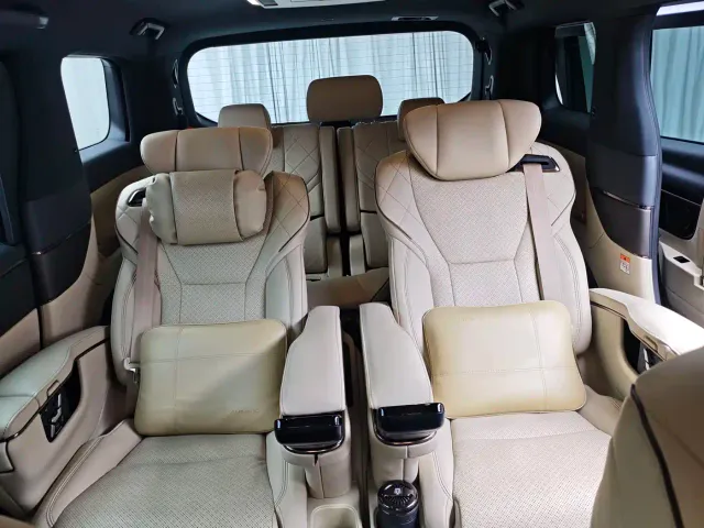 Toyota Vellfire — Фото автомобиля 5