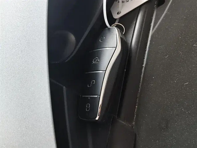 BYD Dolphin — Фото автомобиля 8