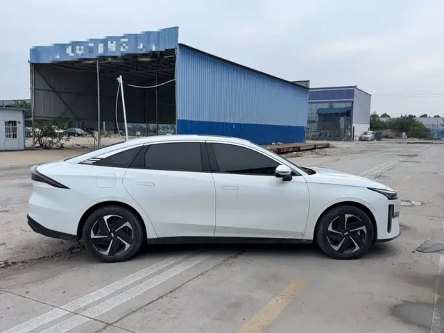 Geely Galaxy L6 — Фото автомобиля 7