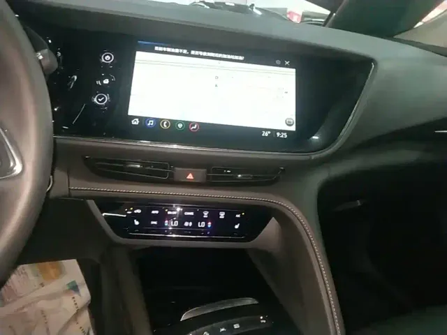 Buick Envision Plus — Фото автомобиля 12