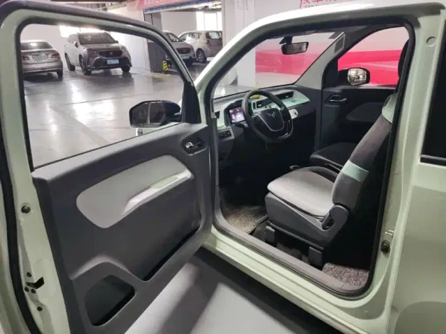 Wuling Hongguang Mini EV — Фото автомобиля 7