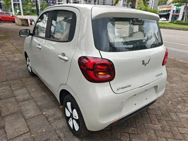 Wuling Hongguang Mini EV — Фото автомобиля 4