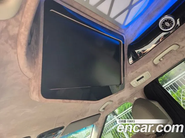 Kia Canival Новый Carnival 4 поколение Бензин 4 места Hi-Limousine — Фото автомобиля 19