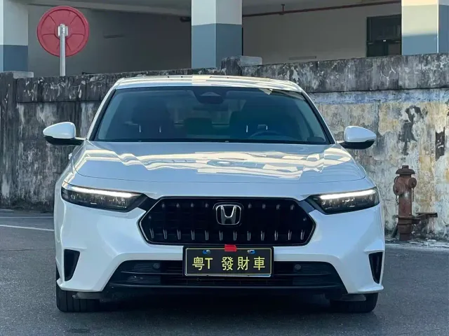 Honda Inspire — Фото автомобиля 2