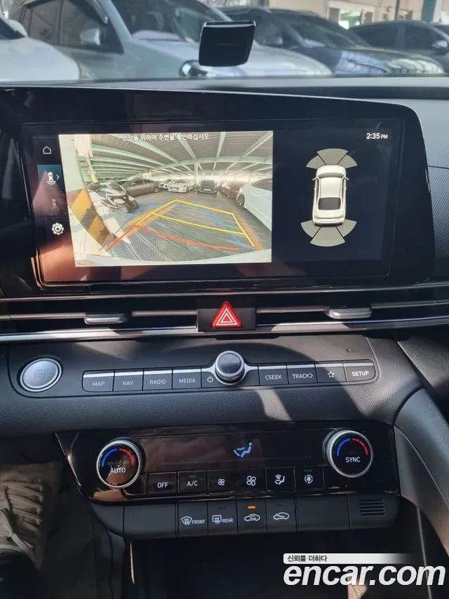 Hyundai Avante CN7 — Фото автомобиля 8