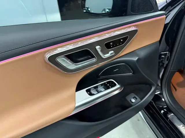 Mercedes-Benz E-Class — Фото автомобиля 7