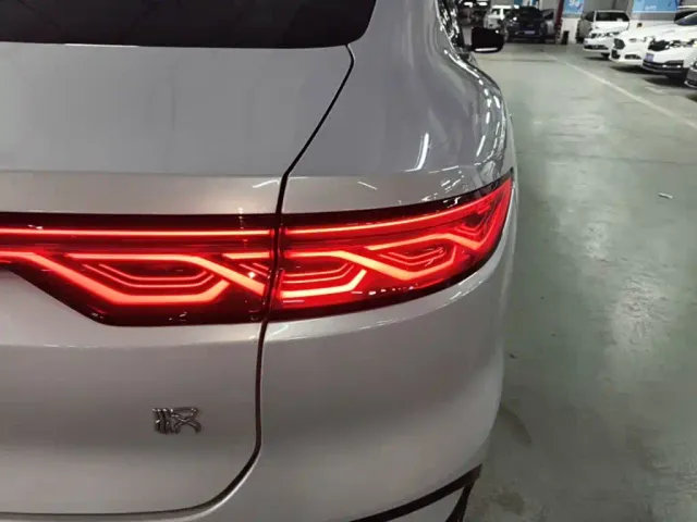 BYD Han — Фото автомобиля 7