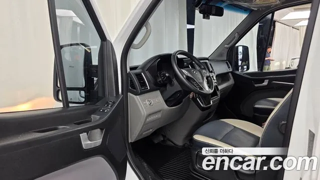 Hyundai Solati Solati 15 мест — Фото автомобиля 10