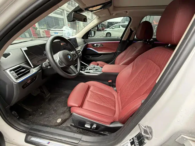 BMW 3 Series — Фото автомобиля 3