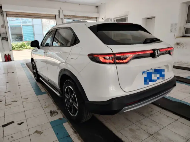 Honda Vezel — Фото автомобиля 4