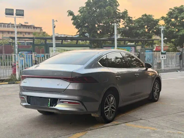BYD Qin PLUS — Фото автомобиля 19