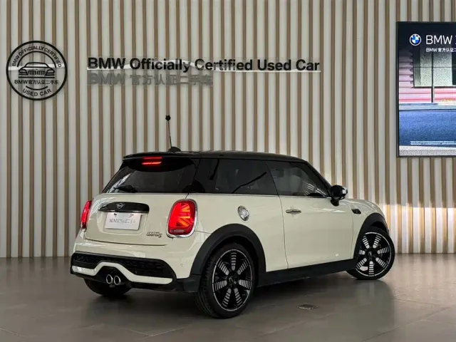 MINI Hatch — Фото автомобиля 5