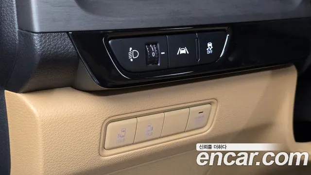 Kia Canival Carnival 4 поколение Бензин 9 мест Prestige — Фото автомобиля 19