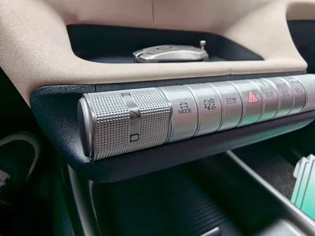 BYD Dolphin — Фото автомобиля 15