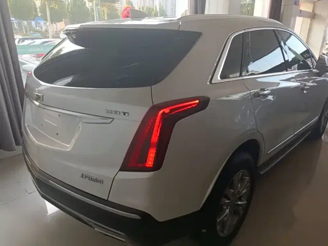 Cadillac XT5 — Фото автомобиля 6