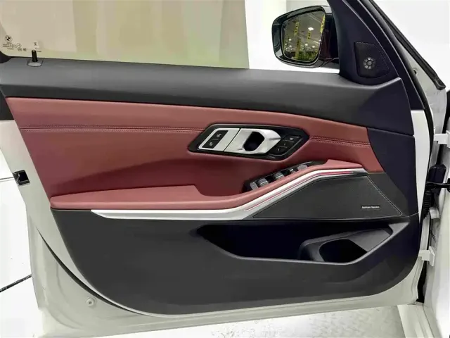 BMW 3 Series — Фото автомобиля 7