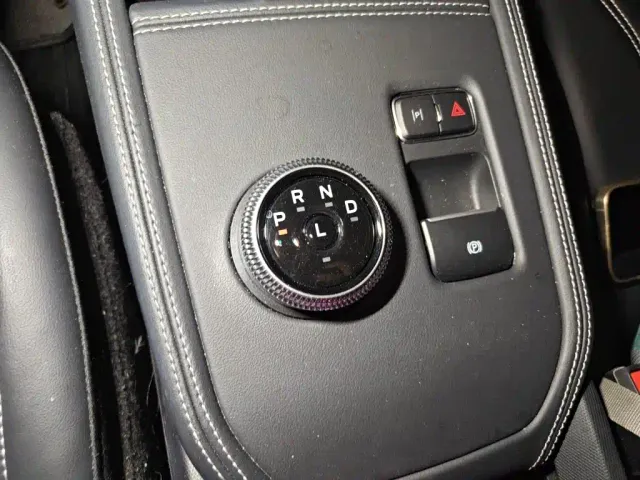 Ford Mustang Mach-E — Фото автомобиля 15
