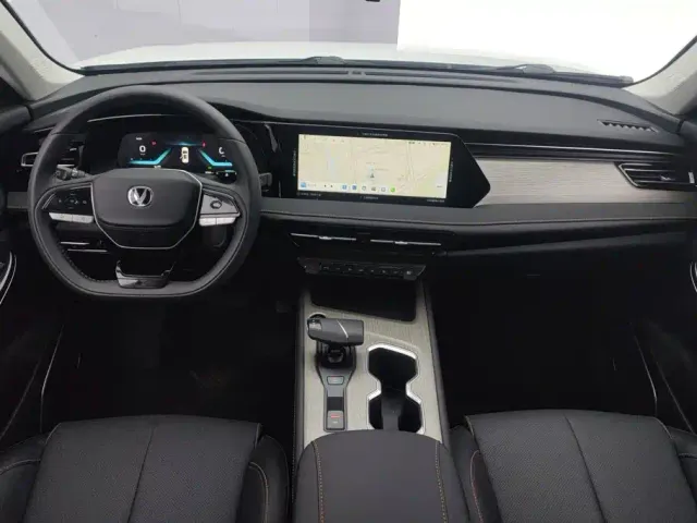 Changan X7 Plus — Фото автомобиля 12
