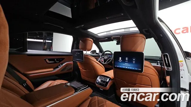 Mercedes-Benz S-Class — Фото автомобиля 29