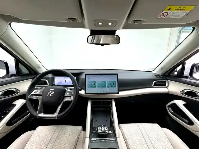 BYD Yuan UP — Фото автомобиля 4