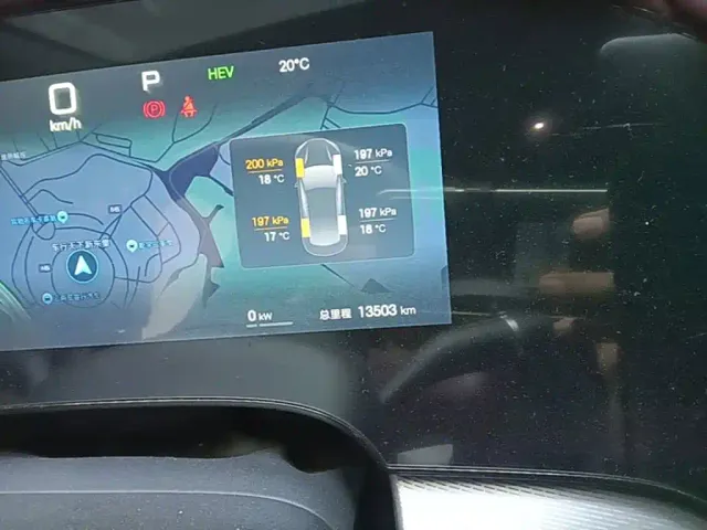 BYD Seal 07 DM-i — Фото автомобиля 11