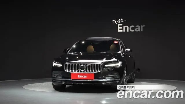 Вольво S90 — Фото автомобиля 3