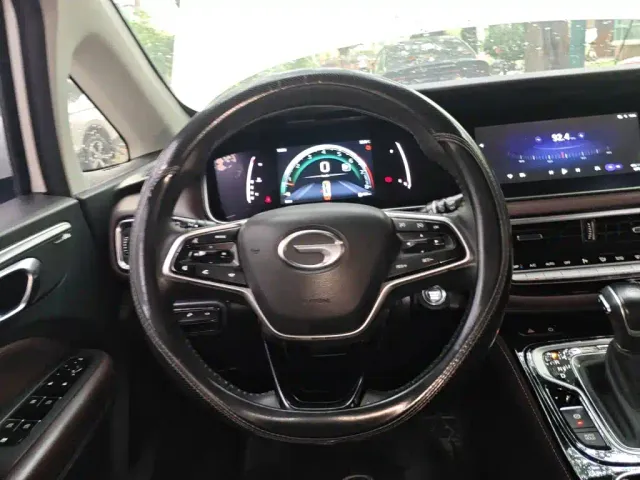 GAC Trumpchi M6 — Фото автомобиля 11