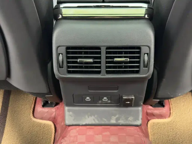 Land Rover Range Rover Velar — Фото автомобиля 14