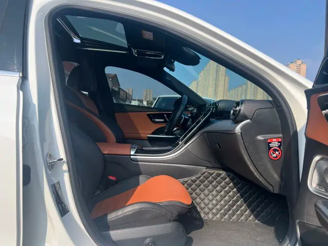 Mercedes-Benz C-Class — Фото автомобиля 11