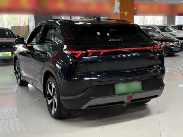 Arcfox Alpha T5 — Фото автомобиля 9