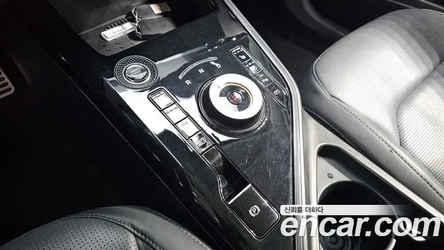 Kia Niro The All New — Фото автомобиля 12