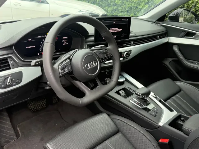 Audi Audi A4L 2022 40 TFSI Luxury Dynamic — Фото автомобиля 11