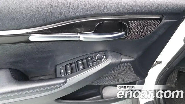 Kia Seltos Seltos Бензин 1.6 турбо 2WD — Фото автомобиля 20