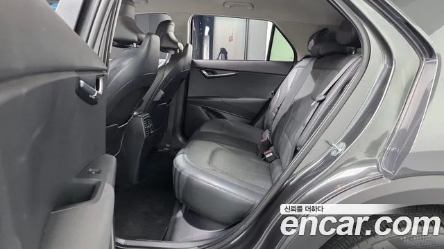 Kia Niro New — Фото автомобиля 18