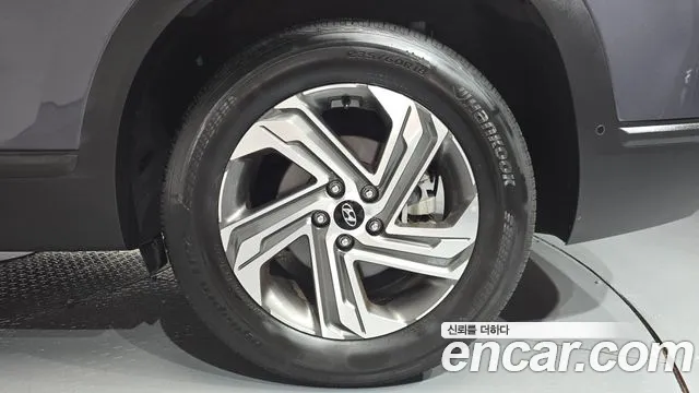 Hyundai Santafe Новый Santa Fe Бензин 2.5T 2WD — Фото автомобиля 20