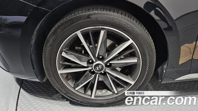 Hyundai Grandeur Grandeur (New) — Фото автомобиля 5
