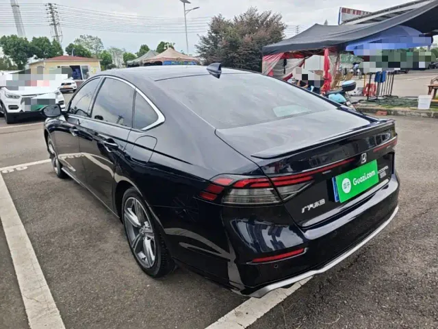 Honda Accord — Фото автомобиля 4